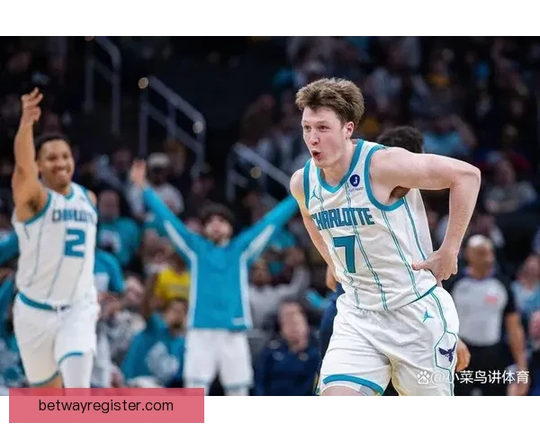 布朗：防守挡拆失误篮板被压制导致黄蜂获胜