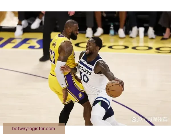 NBA G联赛季后赛激战 布克奈特35分带队逆转船长